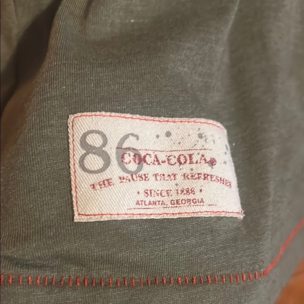 Coca Cola Men's Green Tee with Red Logo - Picture 4 of 6